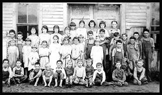 Fultz, Kentucky Schoolhouse, circa 1920